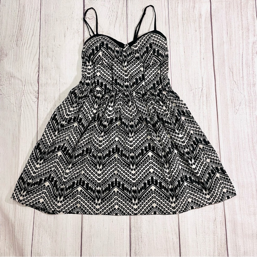 AMERICAN RAG Women's Fit & Flare Tribal Print Corset Dress Black White Sz Large